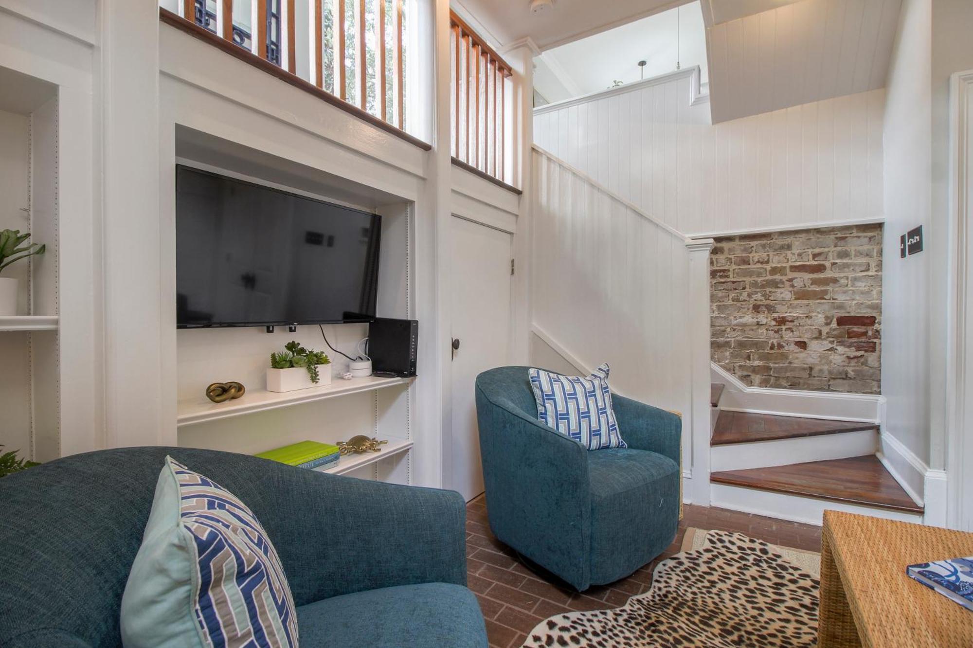 Walk To It All In Downtown, Double King Beds Savannah Exterior foto